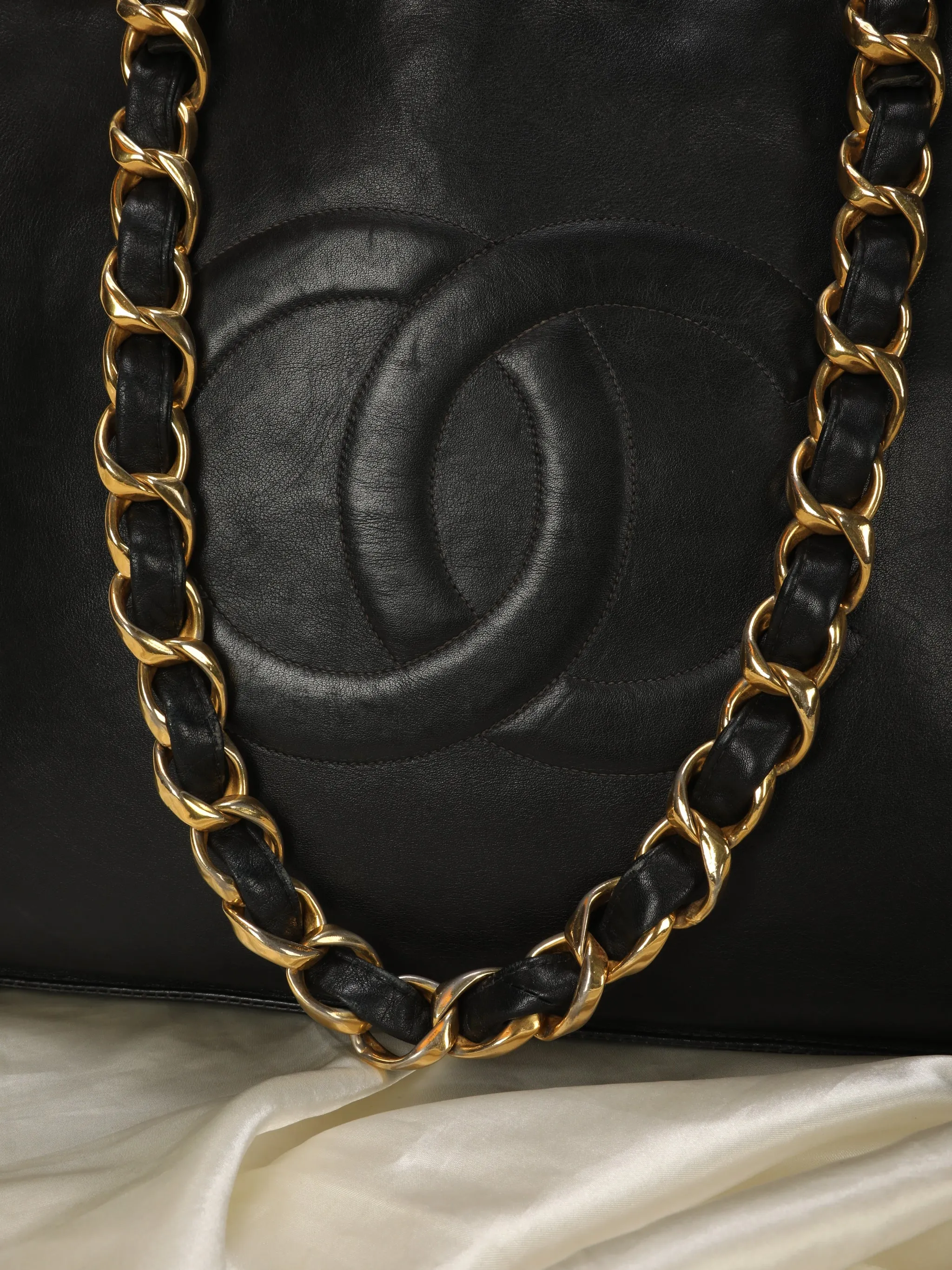 CL Lambskin Timeless Chain Tote