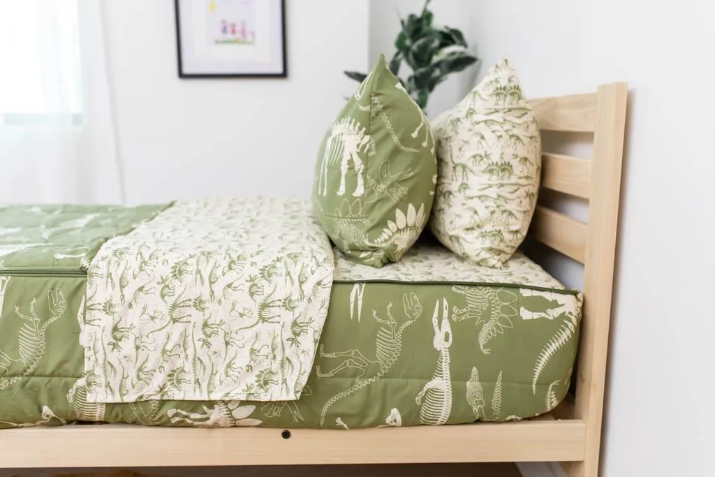 Fossils Zipper Bedding