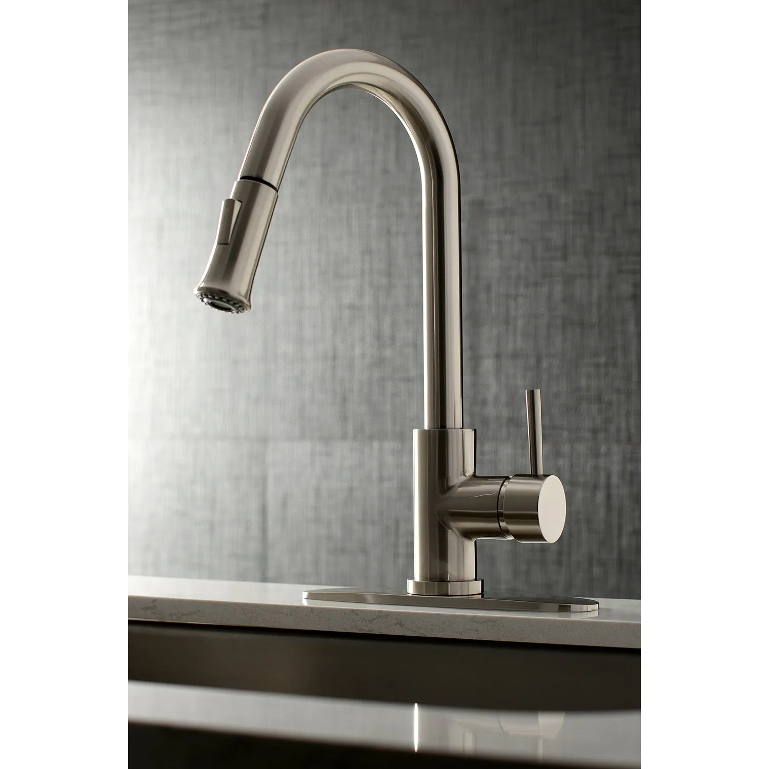 Gourmetier LS8628DL Concord Single-Handle Pull-Down Kitchen Faucet