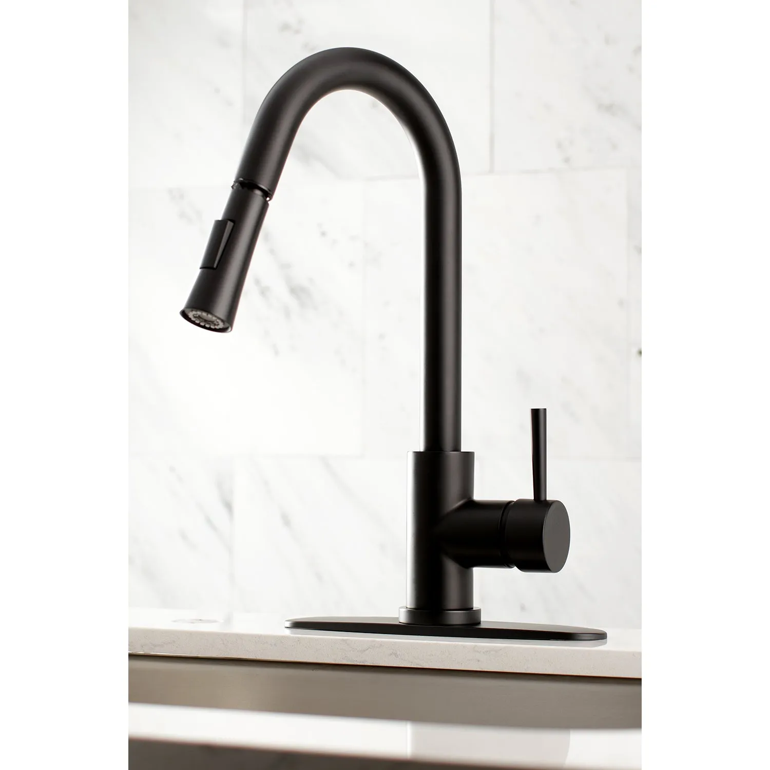 Gourmetier LS8628DL Concord Single-Handle Pull-Down Kitchen Faucet