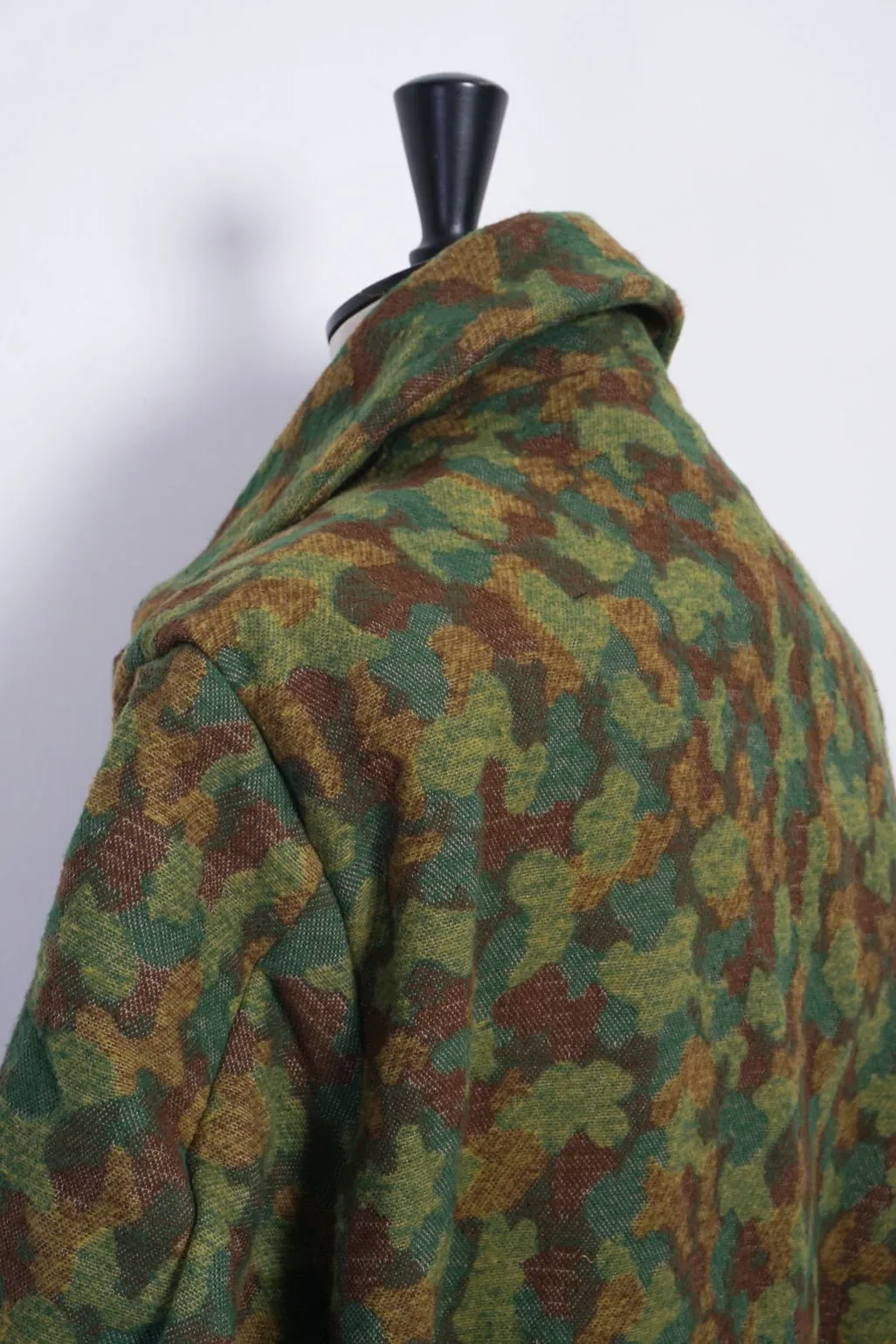 JUTE COAT | Oversized Coat With Belt | Green Jacquard Camo